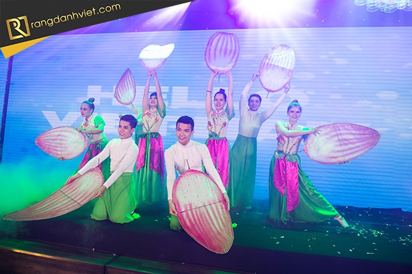 biểu diễn tiết mục múa dân gian